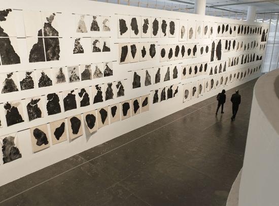 Obra Boca do Inferno de Carmela Gross durante a 34a Bienal de São Paulo     Levi Fanan   Fundação Bienal de São Paulo